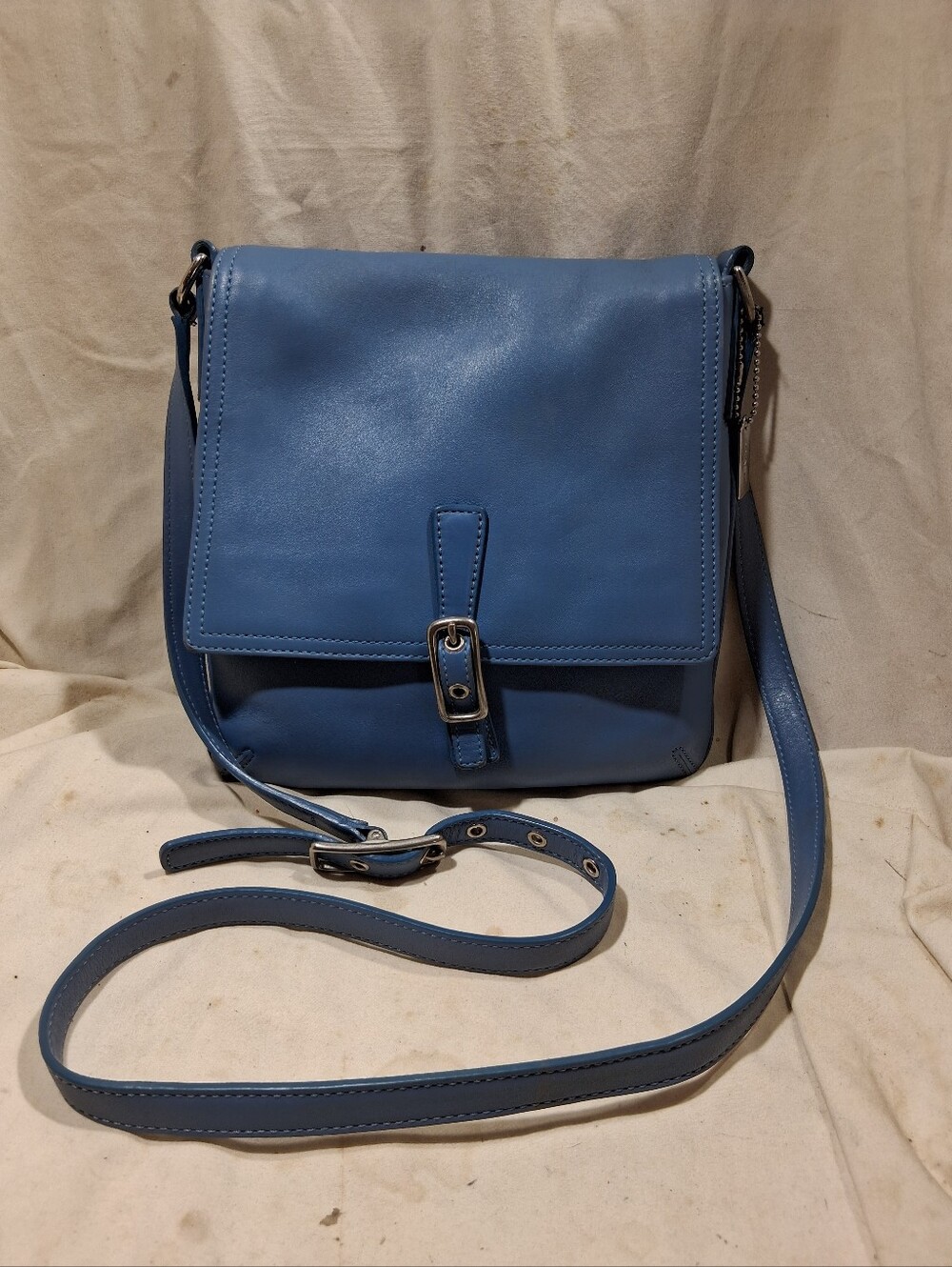 Vintage coach y2k legacy slim crossbody bag.